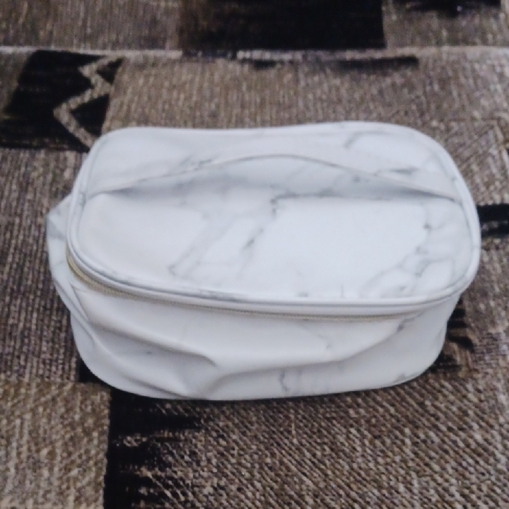 $4 Add-on White Marble Cosmetic Bag